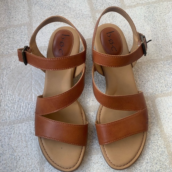 b.o.c. Women's Brown Sandals - Picture 2 of 5